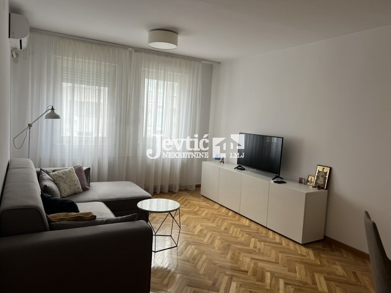 Jednosoban Stan, Antifašističke borbe , Novi Beograd