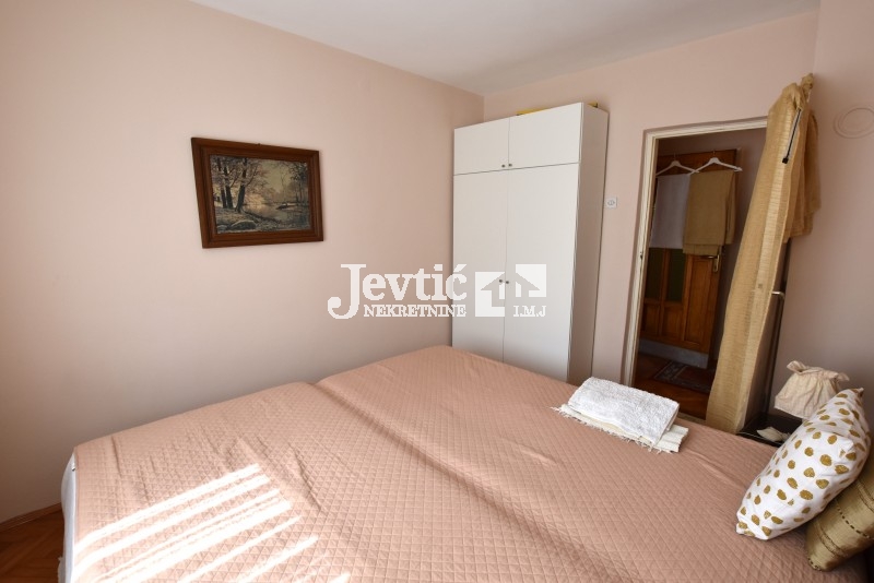 Dvoiposoban Stan, Decembarska, Voždovac